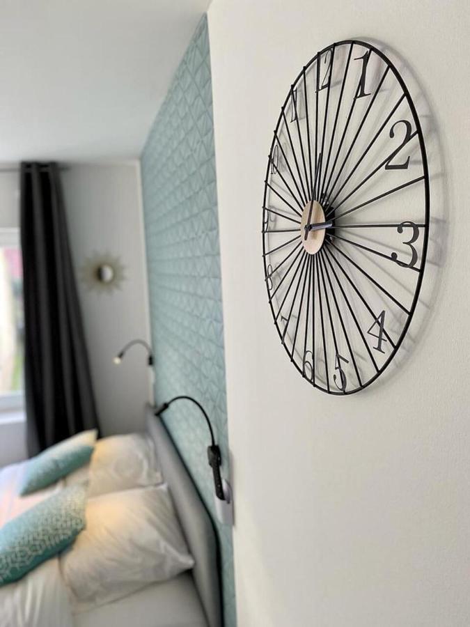 Ng Suitehome - Lille I Roubaix Centre I 89 - Netflix - Wifi Екстериор снимка
